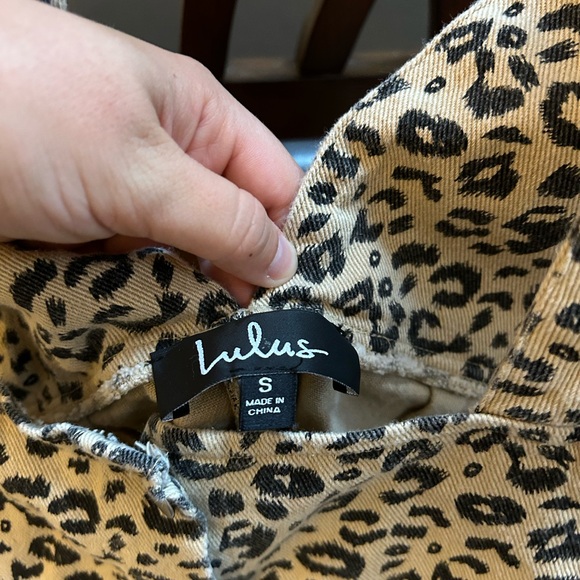 Lulu’s cheetah jumpsuit/romper - Picture 2 of 3